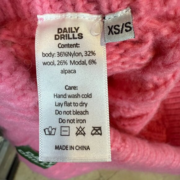 Daily Drills Sweater Pink Shorts Cheeks Cable Knit XS Small - Picture 6 of 7
